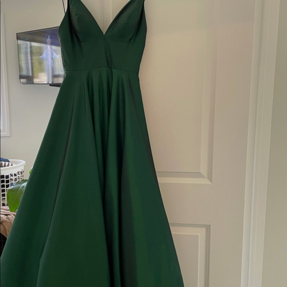- Green Gown Sherri Hill